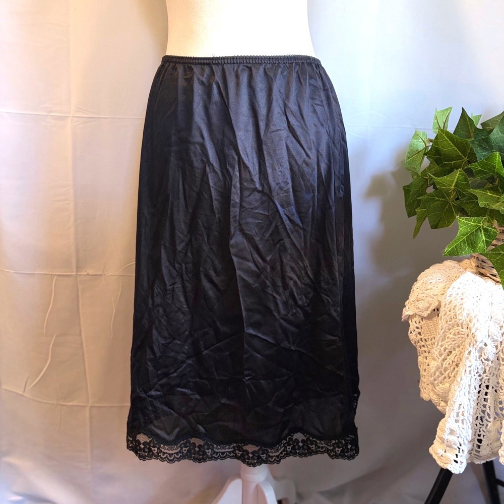 Gothic Victorian Vintage Black Antron III Nylon Lace Trim Half Slip Skirt